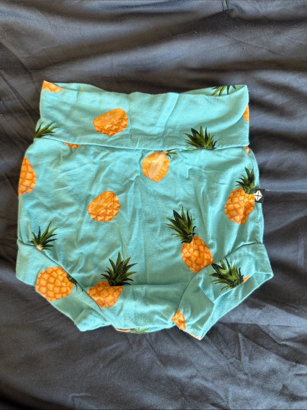 Kyte Bummies- Pineapple